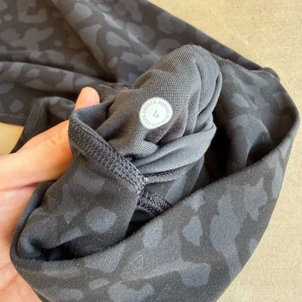 Lululemon Align Leggings Womens 4 Black Camo High Rise Yoga Pants 28